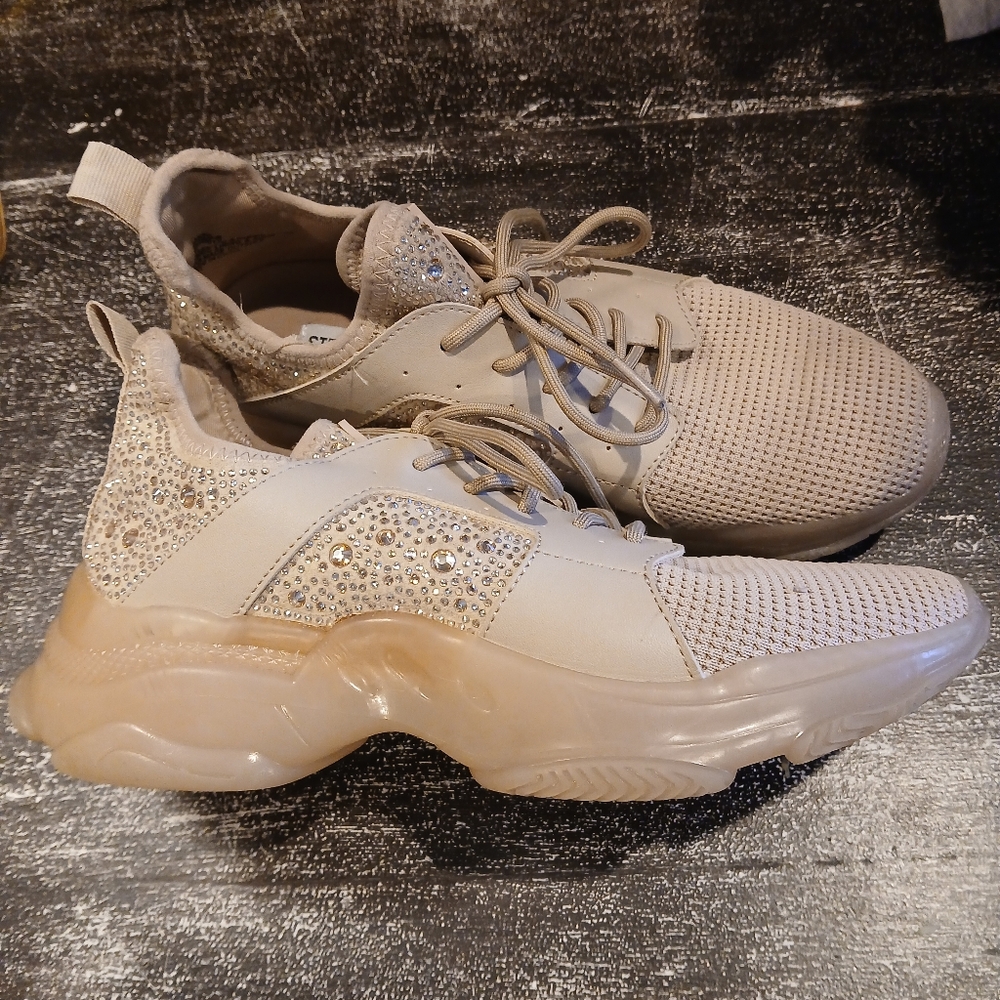 Steve Madden Cream Bedazzled Sneakers with Knit Upper and Chunky Sole Size 9